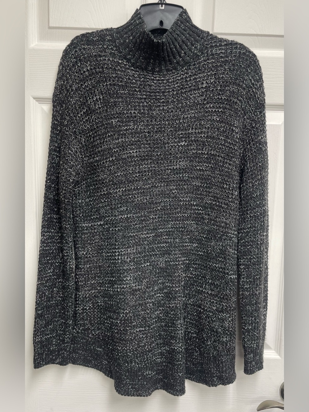 Daisy Fuentes B/W Marled Tunic Turtleneck Sweater sz M